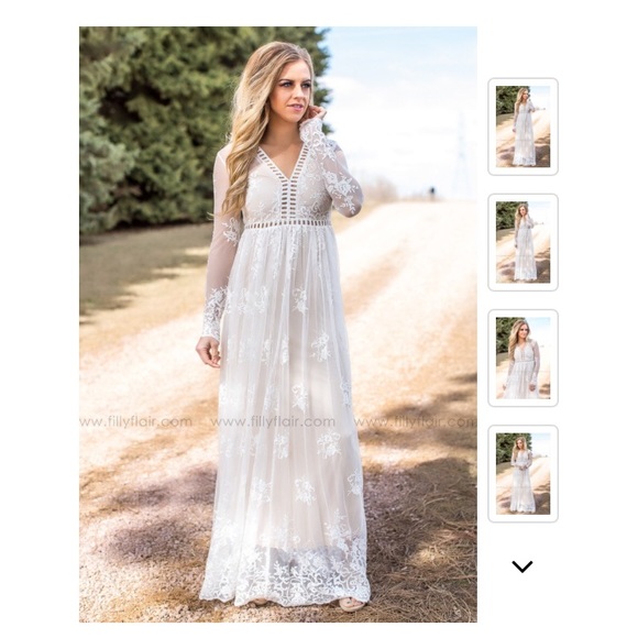 Lace maxi dress - Picture 6 of 7